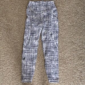 P'tula Monochrome Patterned Leggings